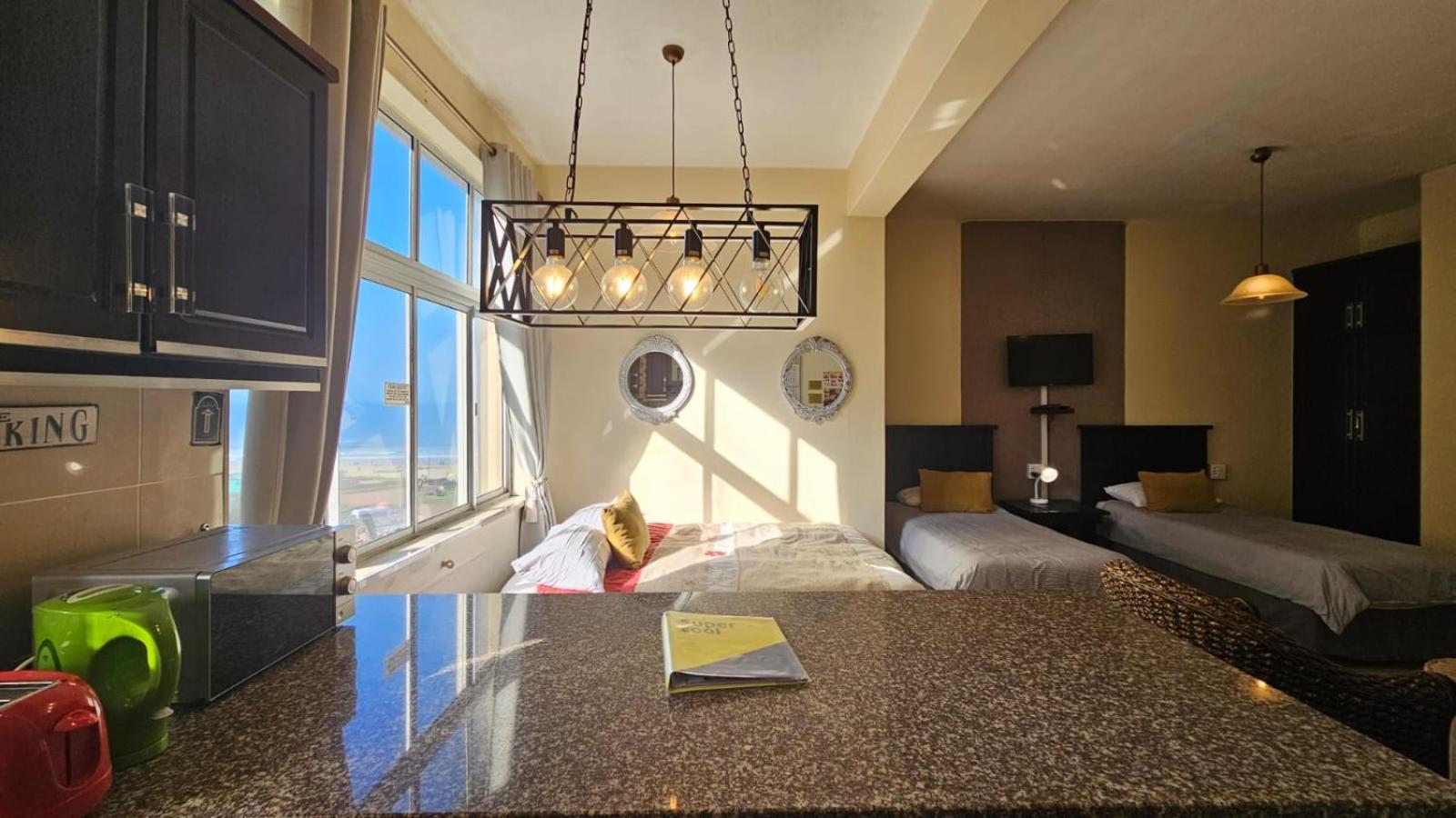 Marlborough Durban Beachfront South Beach Holiday Apartments Marine Parade Экстерьер фото